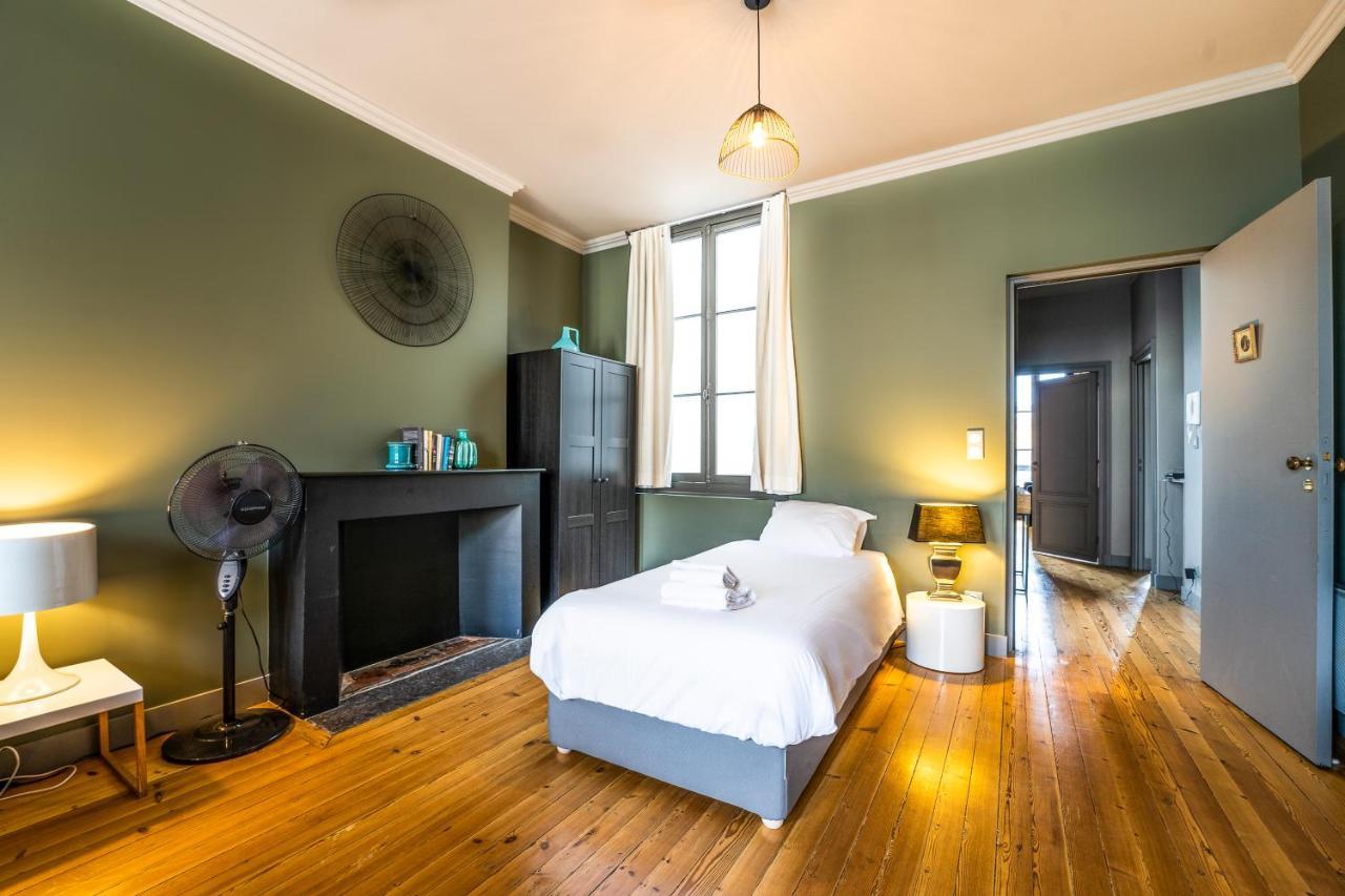 Magnifique Appartement En Hypercentre Bordeaux Exterior foto
